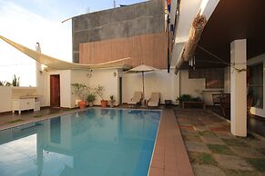 Westcliff Villa