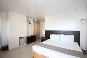 Westcliff Villa