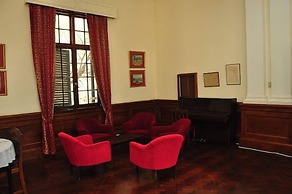 The Bulawayo Club
