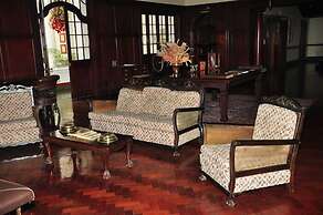 The Bulawayo Club