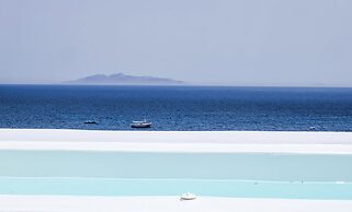 Blue Waves Hotel