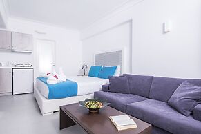 Blue Waves Hotel