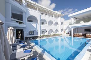 Blue Waves Hotel