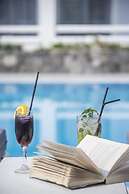 Blue Waves Hotel