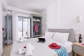 Blue Waves Hotel