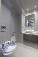 Blue Waves Hotel