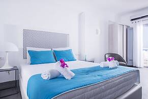 Blue Waves Hotel
