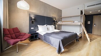 Quality Hotel Strawberry Arena