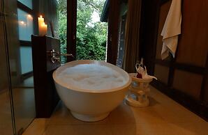 Lake Duluti Lodge