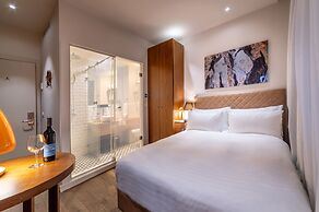 Jacob Shenkin Hotel