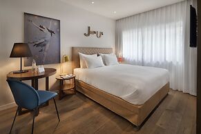 Jacob Shenkin Hotel