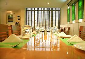 Harrisons Hotel