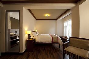 Shambaling Boutique Hotel
