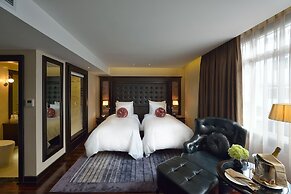 Paradise Suites Hotel