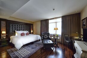 Paradise Suites Hotel
