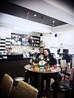 FunStay Inn Guesthouse