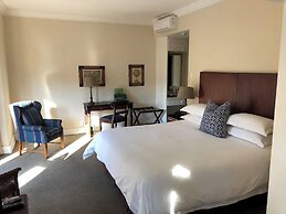 Redlands Hotel