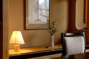 Shibu Hotel