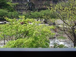 Shibu Hotel