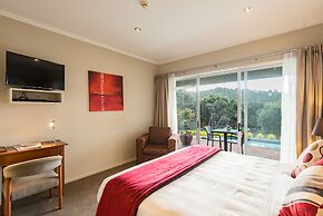 Decks of Paihia