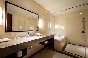 CHECK Inn Taichung LaiLai