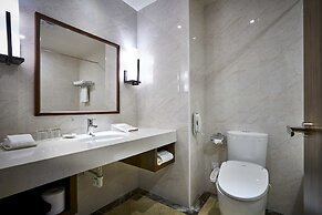 CHECK Inn Taichung LaiLai