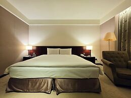CHECK Inn Taichung LaiLai