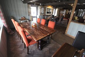 The Riverside Inn