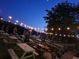 The Riverside Inn