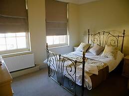 The Saracens Head Hotel