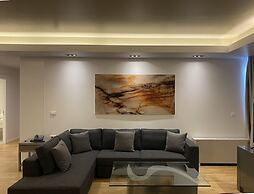Theoxenia House Hotel