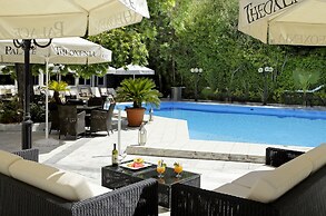 Theoxenia House Hotel