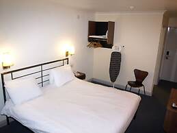 247 Hotel