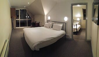 247 Hotel