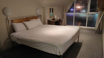 247 Hotel