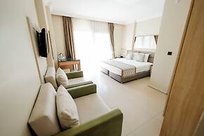 Marin-A Hotel