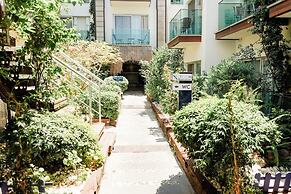 Marin-A Hotel