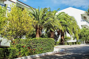 Xenios Port Marina Hotel