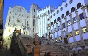 Hotel Casa Virreyes