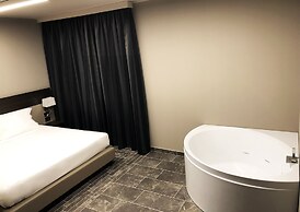 57ResHotel Orio