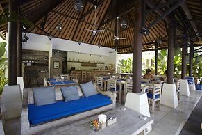 Artemis Villa and Hotel