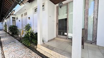 Artemis Villa and Hotel