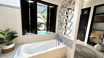 Artemis Villa and Hotel