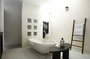 Artemis Villa and Hotel
