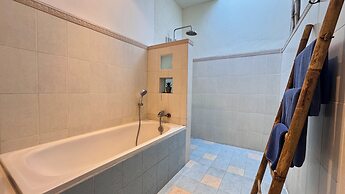 Artemis Villa and Hotel