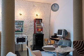 Hotel Retro