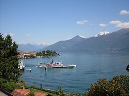 Lake Como Hostel