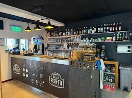 Lake Como Hostel