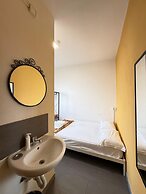 Lake Como Hostel