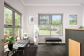 Airport Apartments by Vetroblu